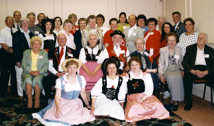 Group Picture of the 85-Year Anniversary in 1998